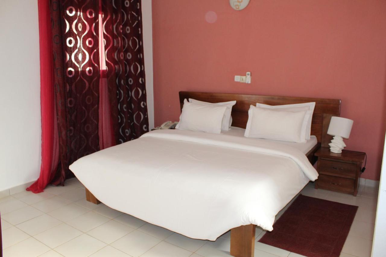 Complexe Hotelier Olympe Korhogo Ngoại thất bức ảnh
